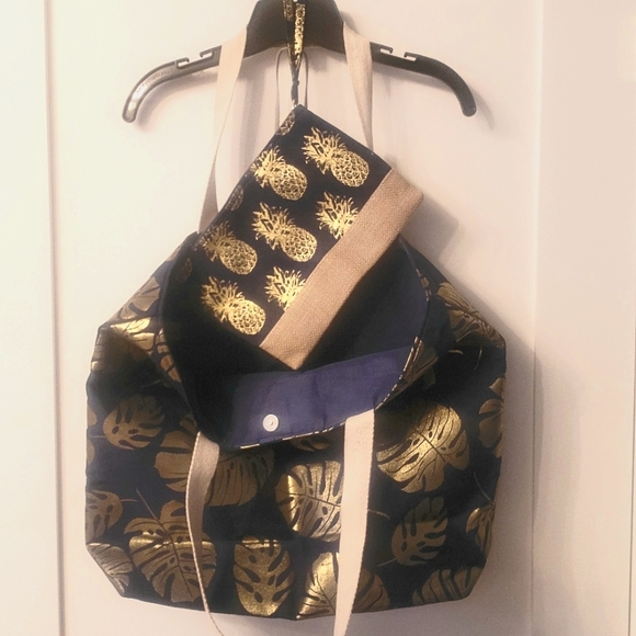 Unknown- Gifted - Navy & Gold cotton tote bag with zippered wristlet - Picture 1 of 3